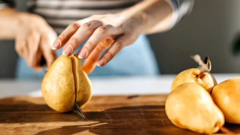 Cutting pear