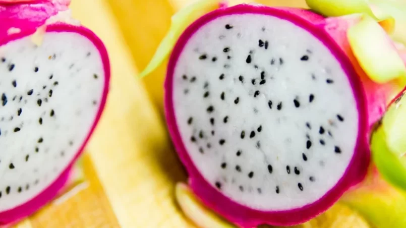 Sliced Dragon Fruit Seeds